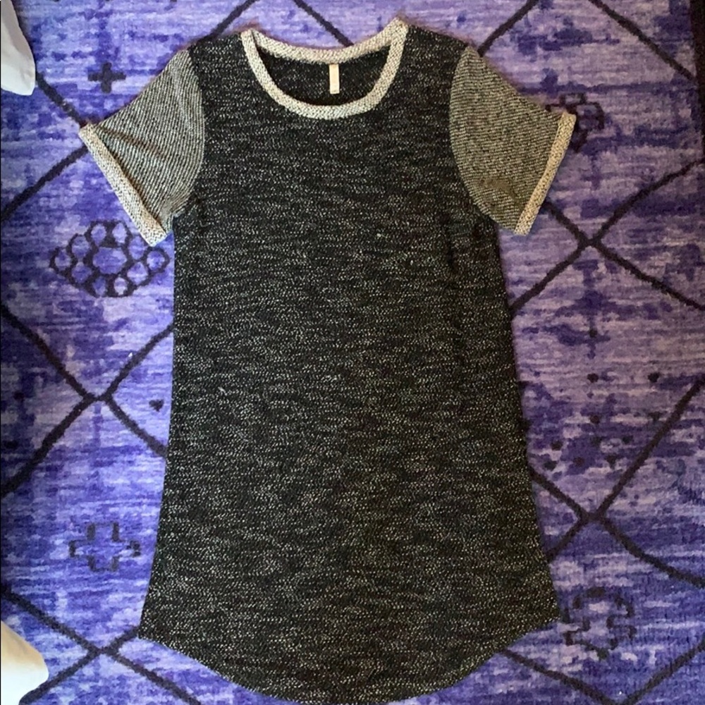 Knit scoop hem dress